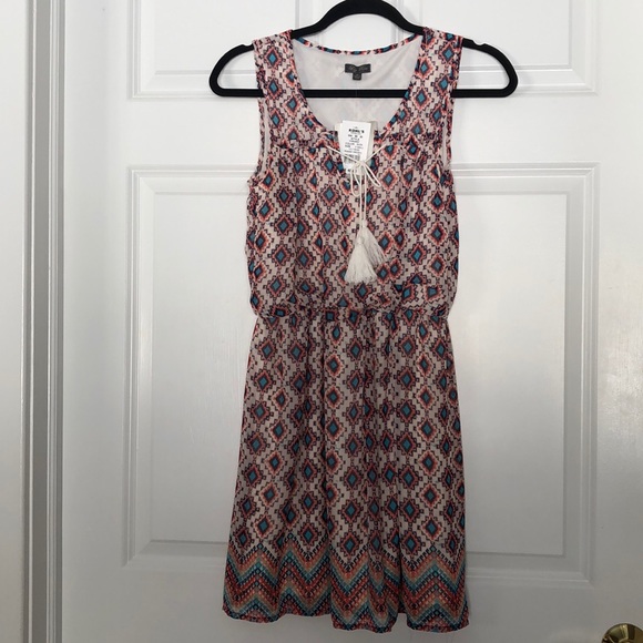 Lily Rose Sleeveless Aztec Pattern Dress XS NWT - Picture 2 of 8